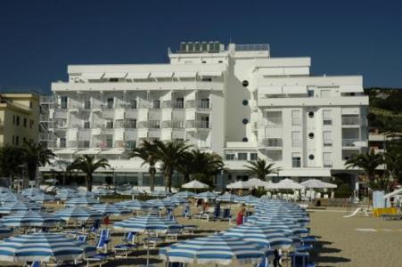 Hotel ABRUZZO MARINA **** - Silvi Marina - ABRUZZO